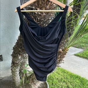 Miraclesuit Ruched One Piece Bathing Suit Swim Suit Underwire Resortwear Sz 16